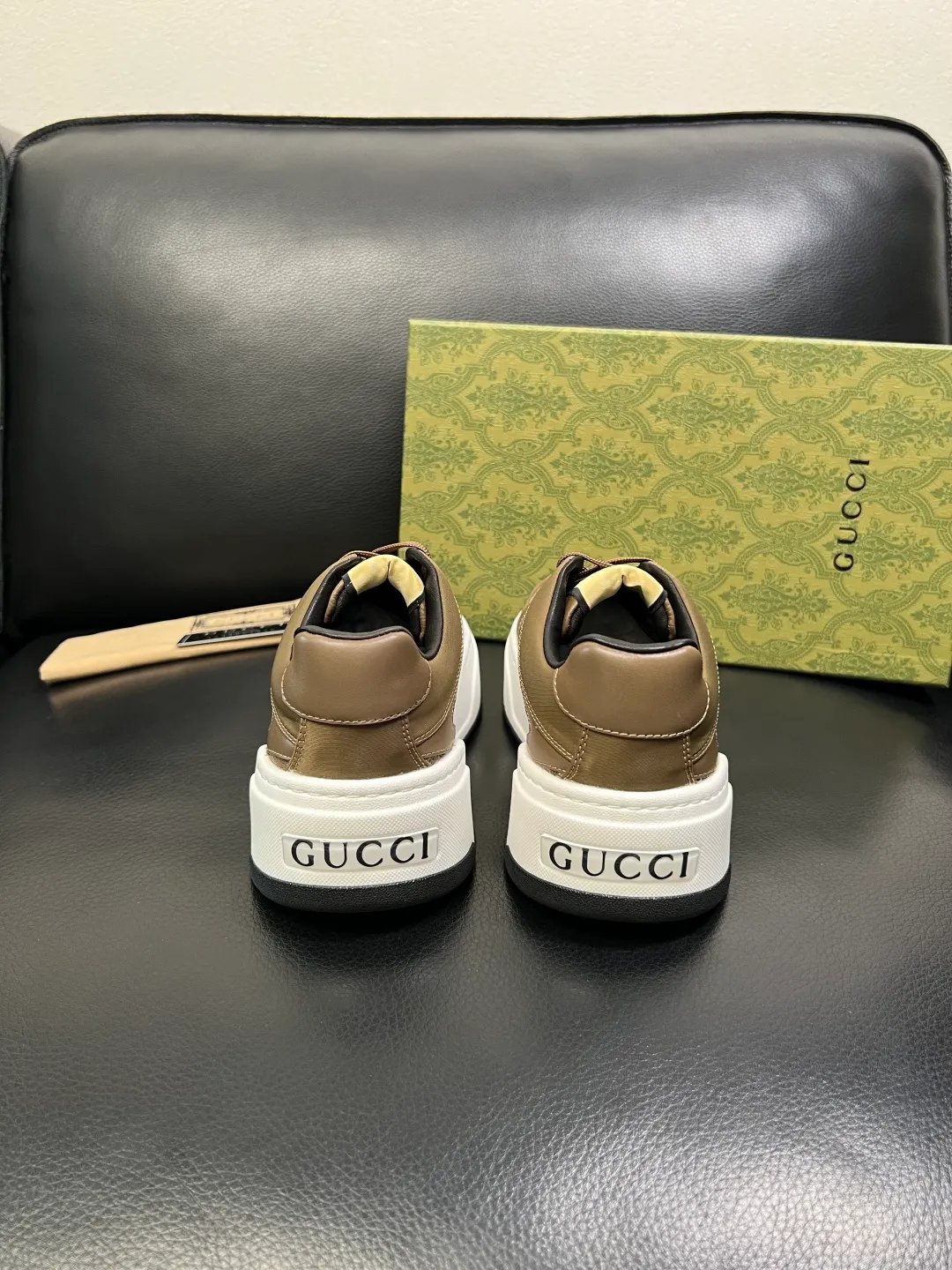 Men's shoes 💰840 Gucci high quality top crafts Gucci counter new original factory configuration, imported cowhide fabric from Italy, imported cowhide lining, breathable and comfortable, sole: original factory special supply original sole super comfortable, original factory and single goods, welcome to compare, code number 38-44 (customized 45 46)